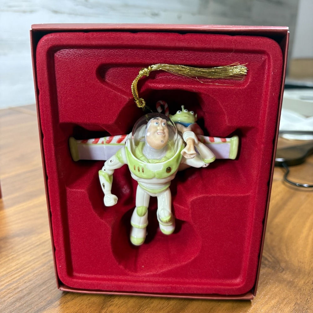 Disney Toy Story LENOX MERRY CHRISTMAS and HAPPY LIGHTYEAR Buzz Lightyear‎ 2010